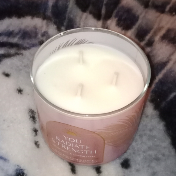 Sunshine & Daydreams candle - Picture 3 of 5